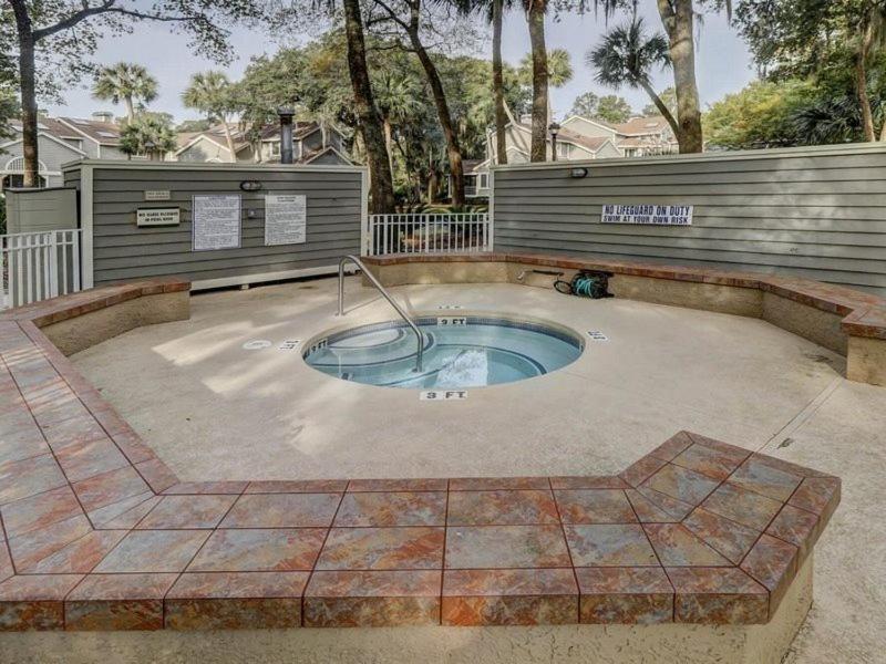 7621 Huntington Villas - image 29