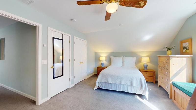 665 Queens Grant - image 14