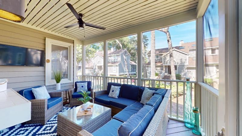 7645 Huntington Villa - image 27