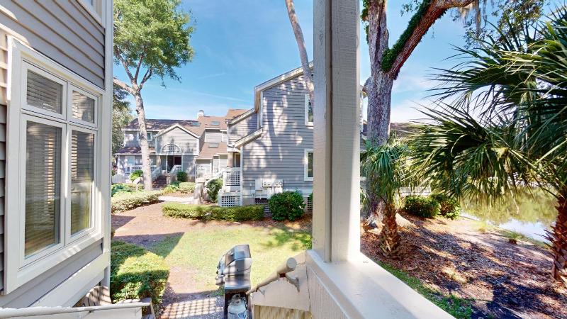7645 Huntington Villa - image 28