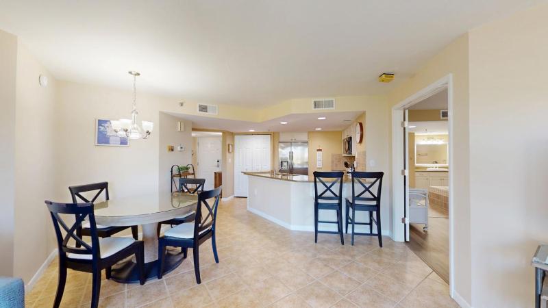 2318 Villamare - image 35