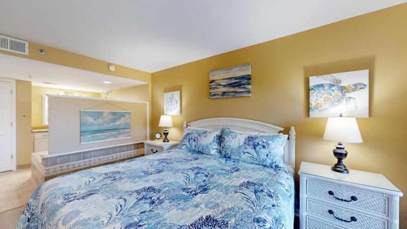 2318 Villamare - image 33
