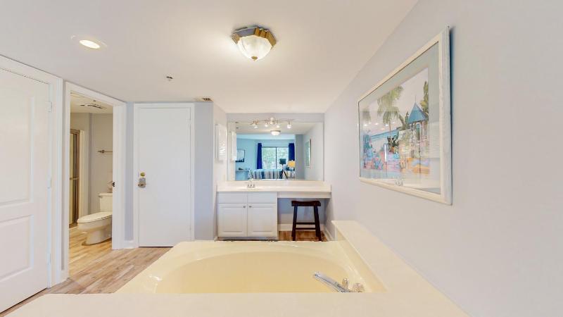 2516 Villamare - image 36
