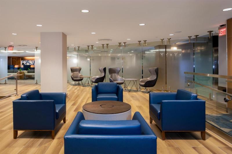 DoubleTree by Hilton Hotel & Suites Pittsburgh Downtown - image 33