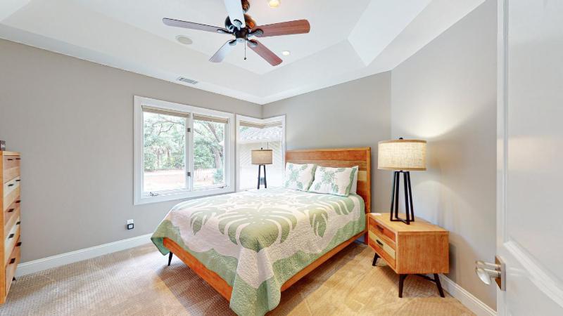 12 Midstream - image 18