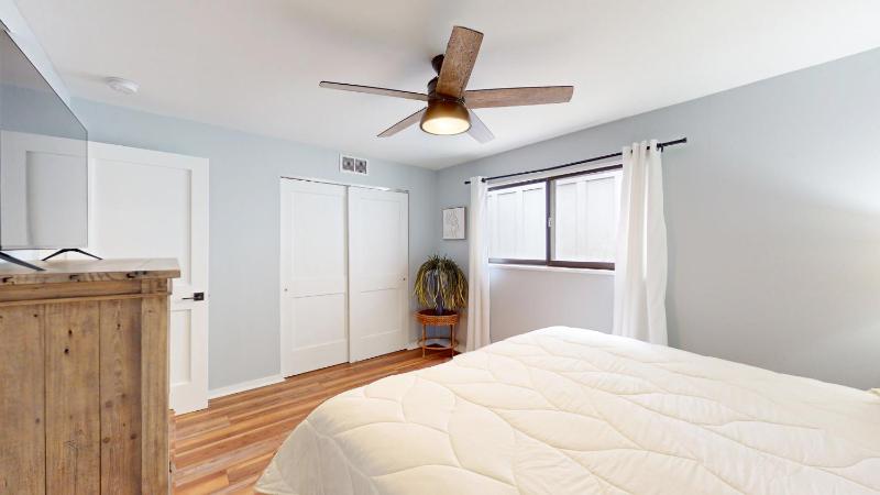 733 Queens Grant - image 11