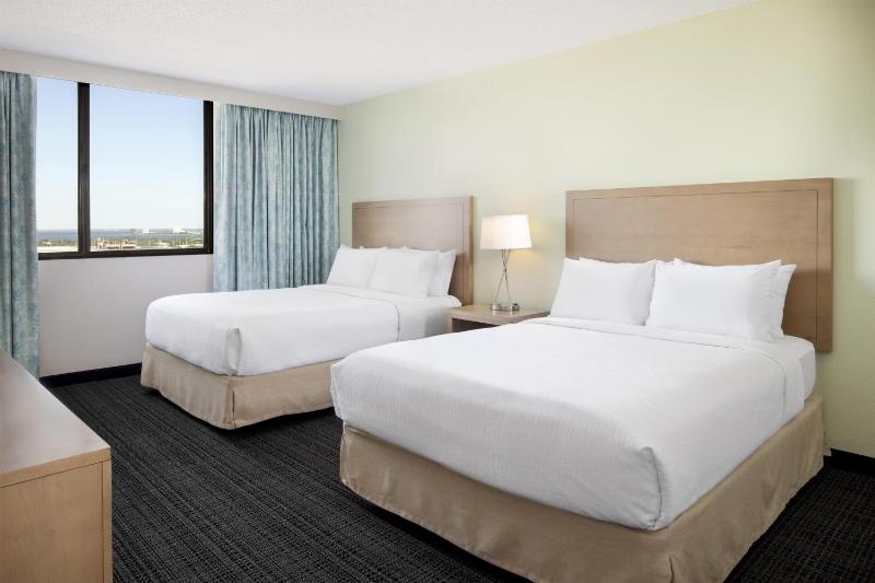 Embassy Suites By Hilton Hotel Tampa-Airport/Westshore - image 34