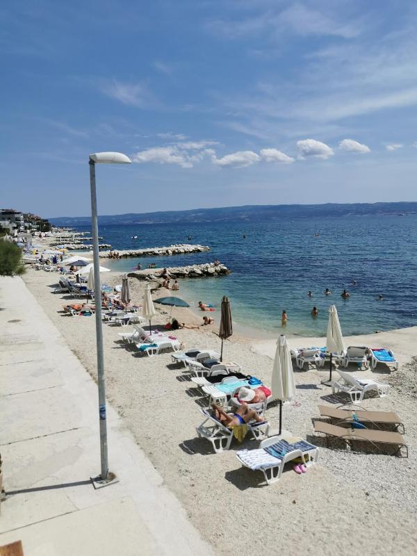 Apartments by the sea Podstrana Split - 6113 - image 11