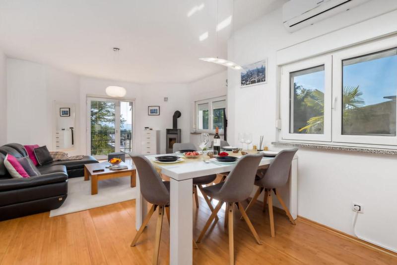 Family friendly house with a swimming pool Icici Opatija - 25227 - image 11