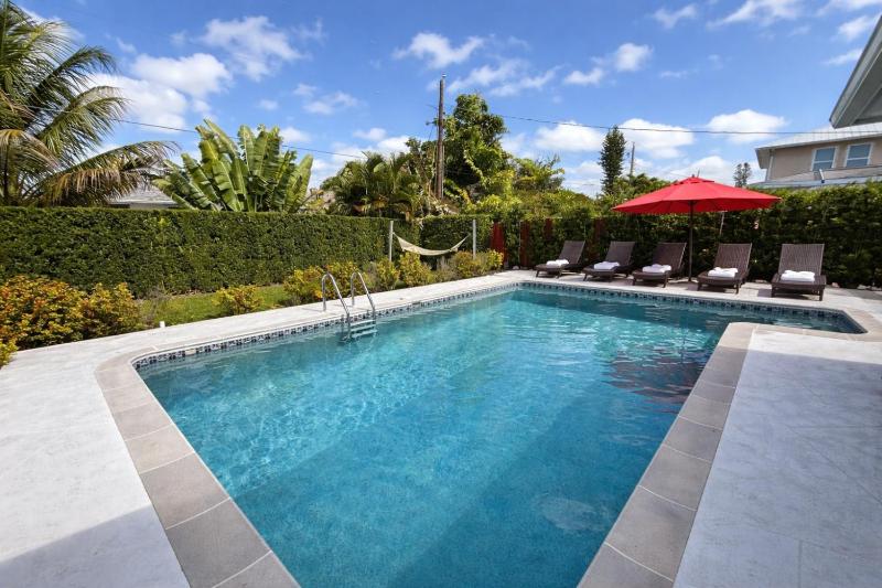 Aqua Blue | Close to Beach | Heated Pool | Hammock & Firepit - image 50