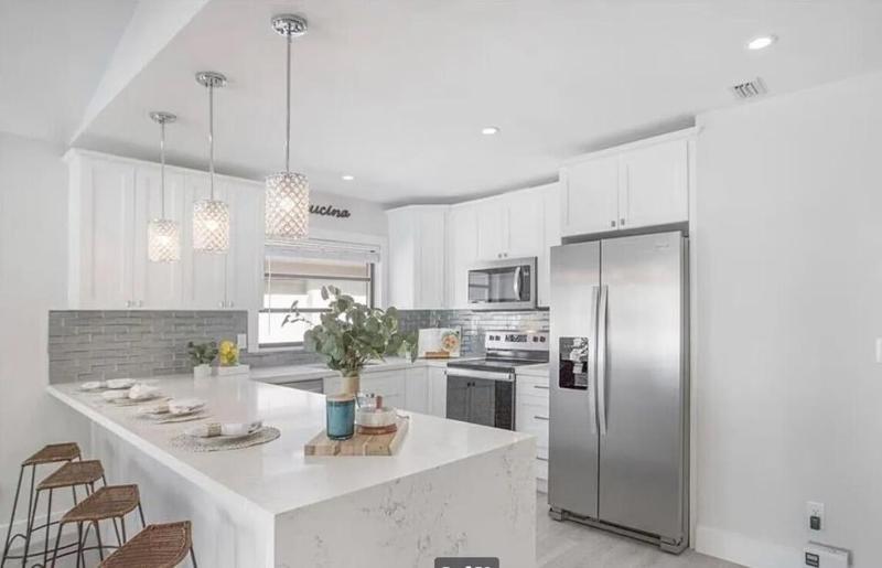 New listing! Everything is new! Private home w/ salt water pool and spa - image 27