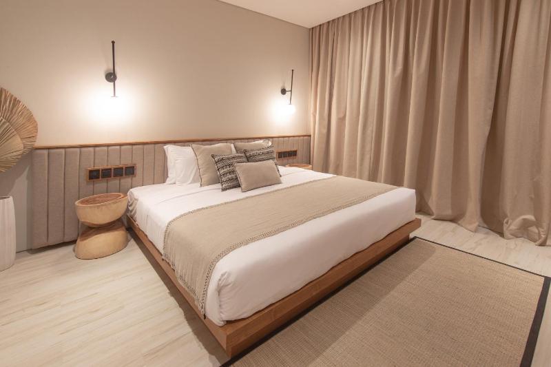 East 88 Unit 3 - image 10