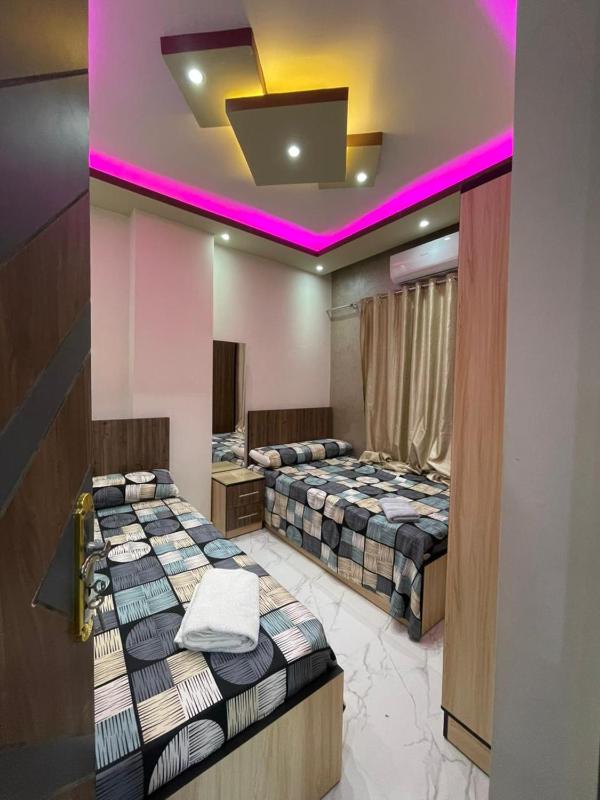 Luxury 3BR Apartment Near Beach & Marina Sheraton Street - image 13