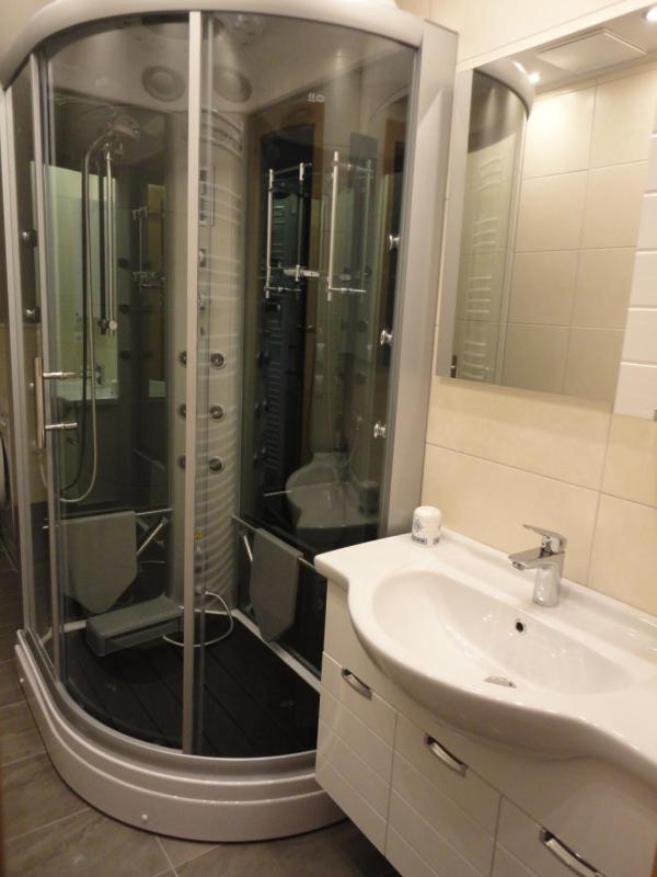 Three-Bedroom Apartment - R3 image 4