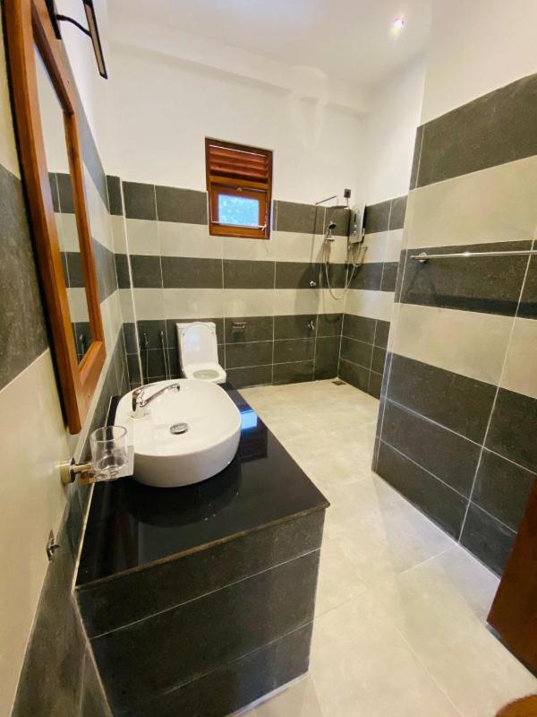 Deniya House - image 29