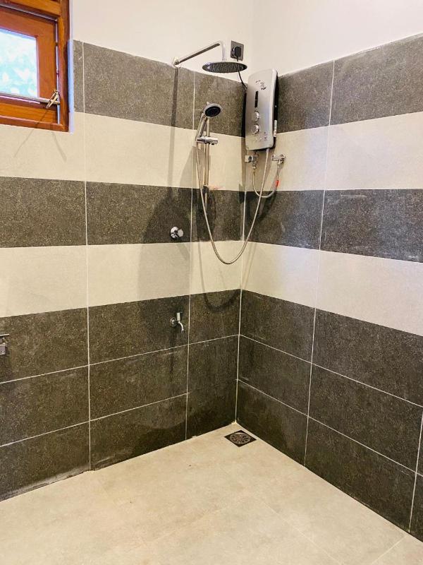 Deniya House - image 31