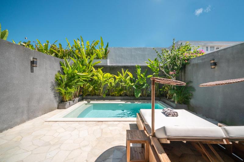 Jane's Lofts - Designer Lofts 7 Mins from Bingin Beach - image 2