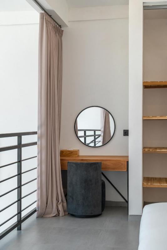 Jane's Lofts - Designer Lofts 7 Mins from Bingin Beach - image 14