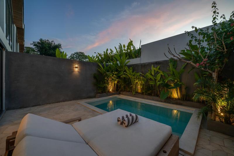 Jane's Lofts - Designer Lofts 7 Mins from Bingin Beach - image 13