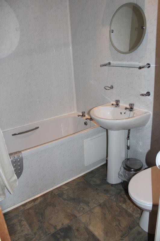 Double Room with Shower image 2