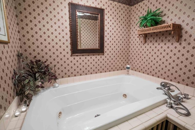 Superior Suite image 4