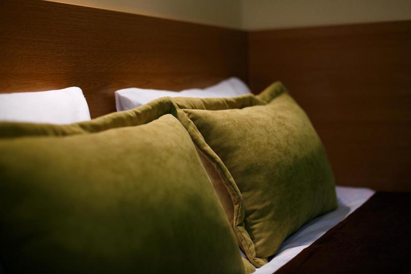 Superior King Room image 3