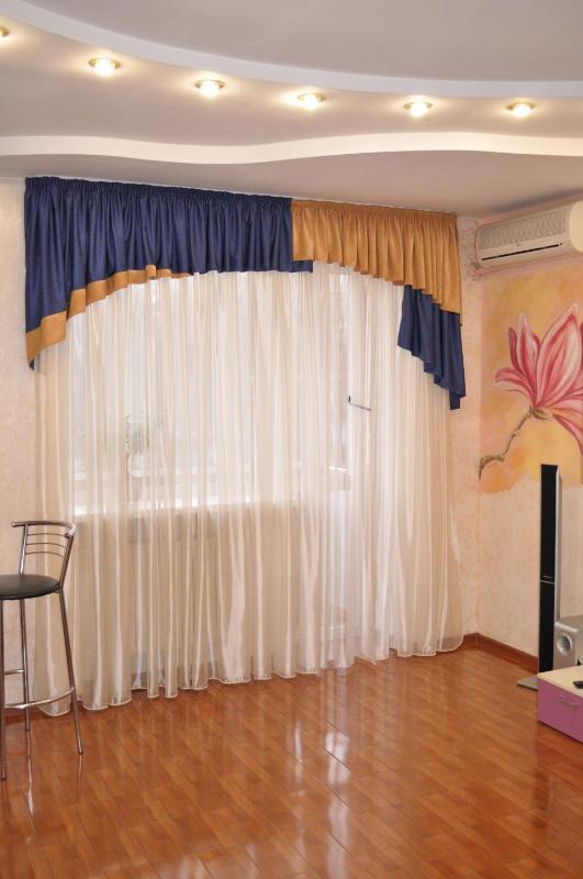 Apartment on Oleksandra Polia Avenue 110 - image 1