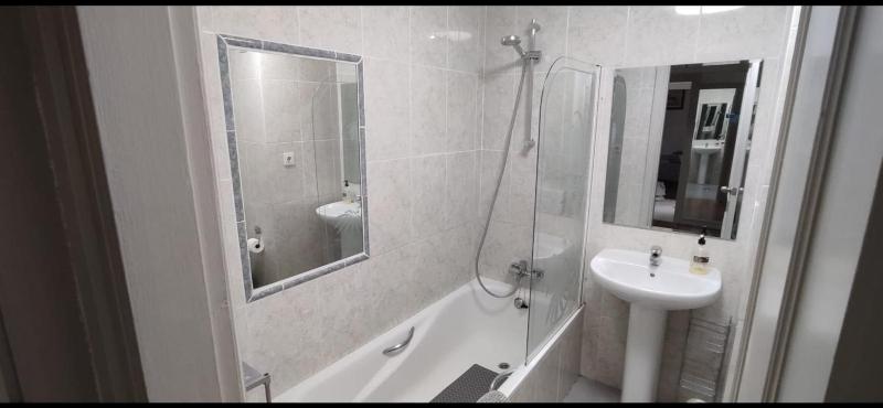 Sol Beach Apartment - image 23