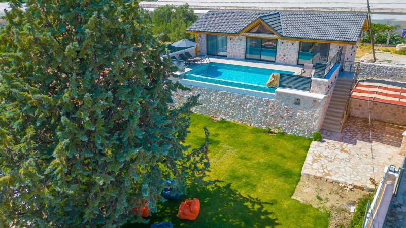 Sarıbelen 2 bedroom villa with private pool hot tub - image 18