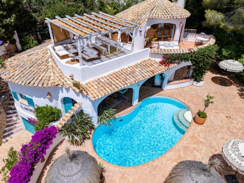 Ancora - By Almarina Villas - image 20