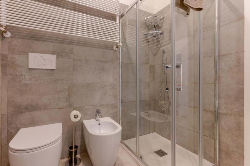 L'attico dell'Edera - Panoramic View with Jacuzzi - image 3