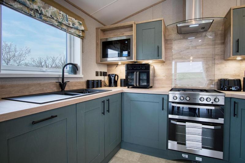 Carn Springs Lodge - 3 Bed - Devonshire Dr - Tenby - image 8