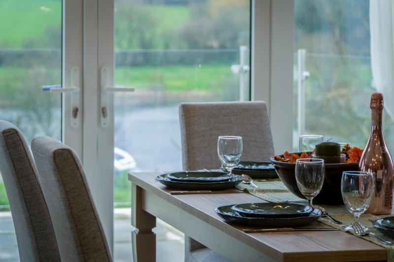Carn Springs Lodge - 3 Bed - Devonshire Dr - Tenby - image 7