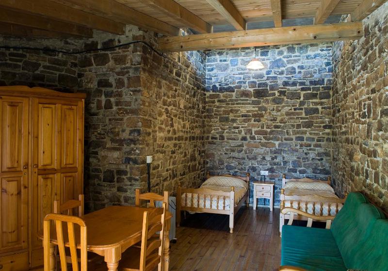 Bungalow (2 Adults) image 4