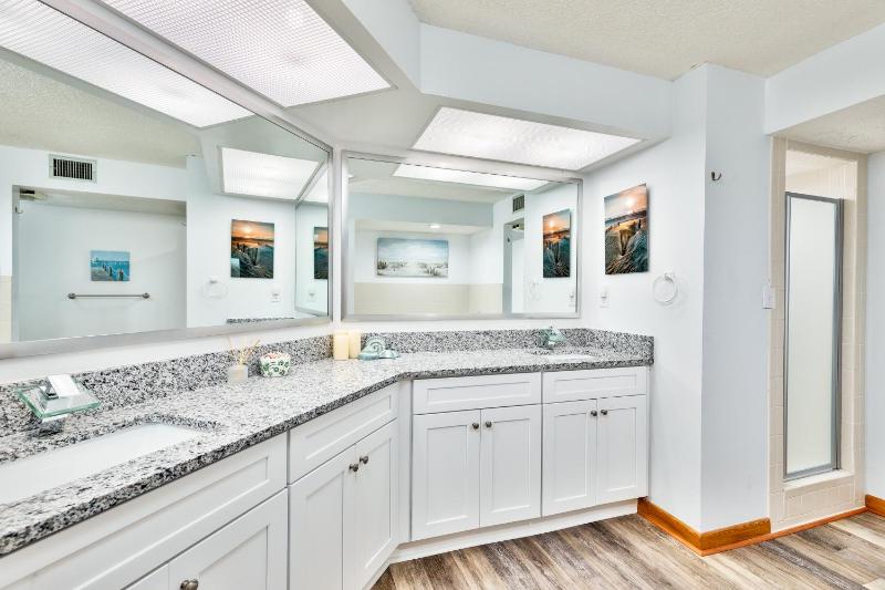 5607 - Dancing Dunes (formerly Heron Cove 101N) - image 3