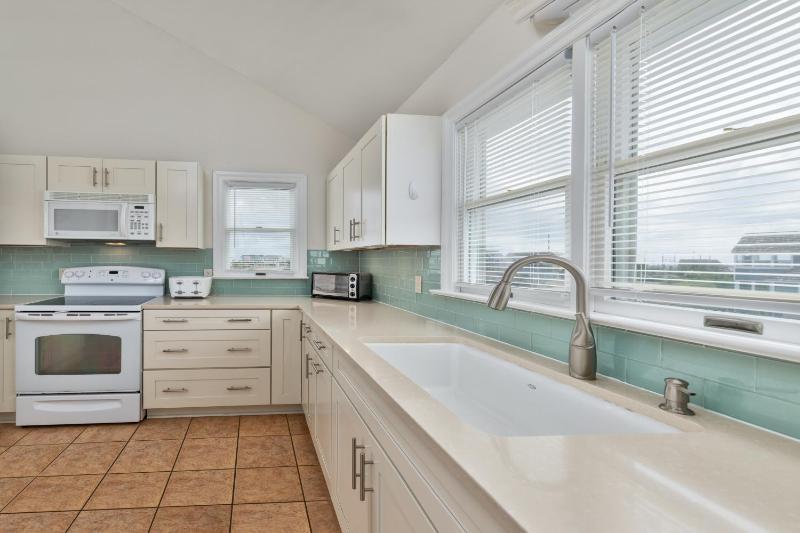 5685 - Seaside - image 16