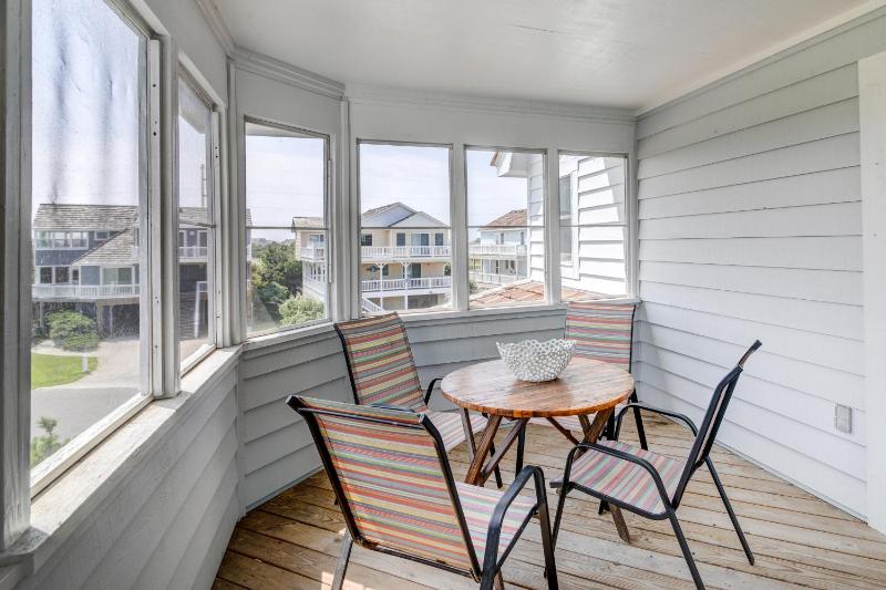 5685 - Seaside - image 3