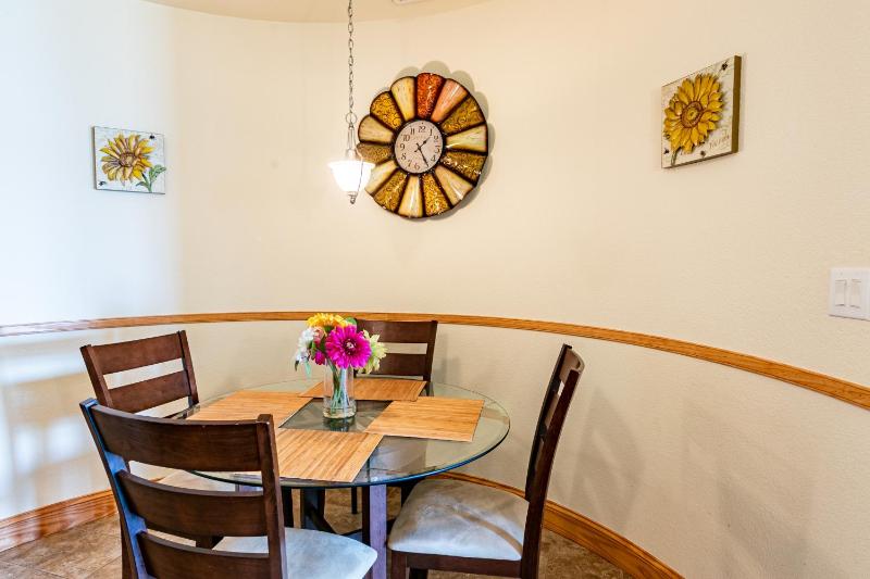 C208 - Paradise Place 208 - image 8