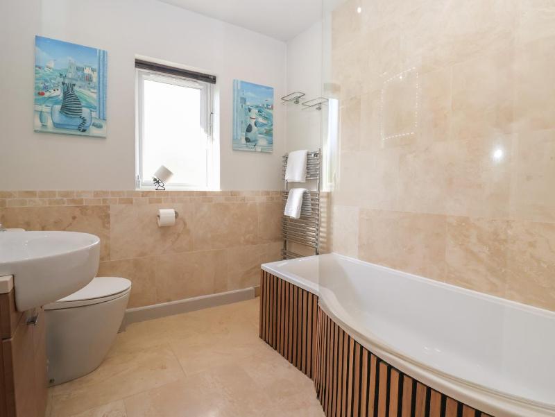 Johns Cottage - image 37