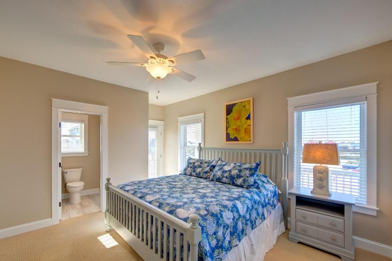 5547 - Sailfish Station - image 23