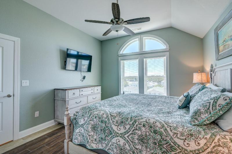 5376 - Wench's Pad 2 - image 12