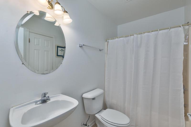 5458 - Pier 1 Retreat - image 9