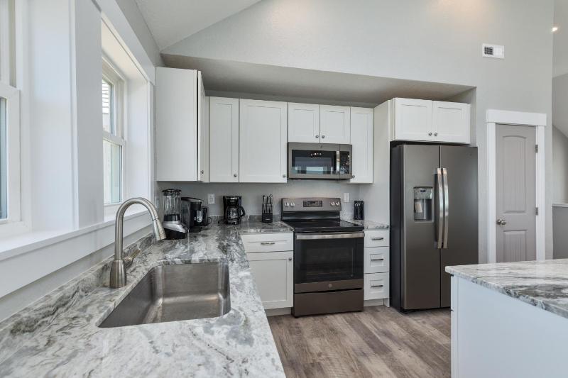 5546 - Coral Quarters - image 31