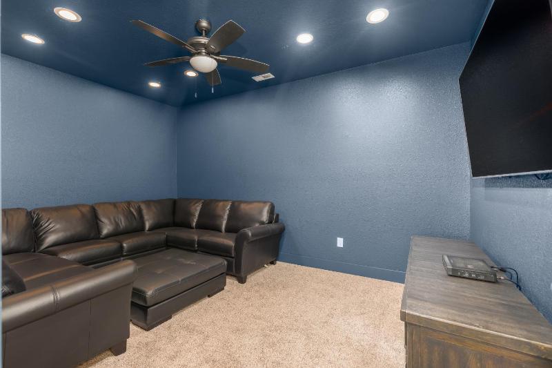 5546 - Coral Quarters - image 15