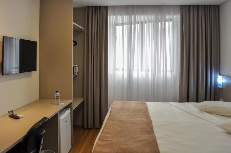 Marante Executive Hotel - image 43