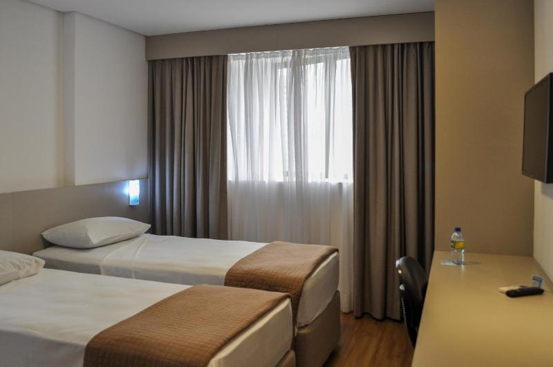 Marante Executive Hotel - image 39