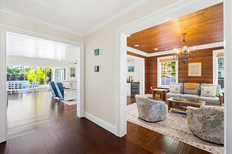 Luxury Residence in Old Town Key West w Pool - image 38