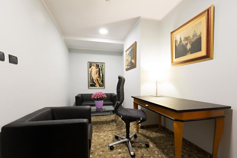Junior Suite image 4