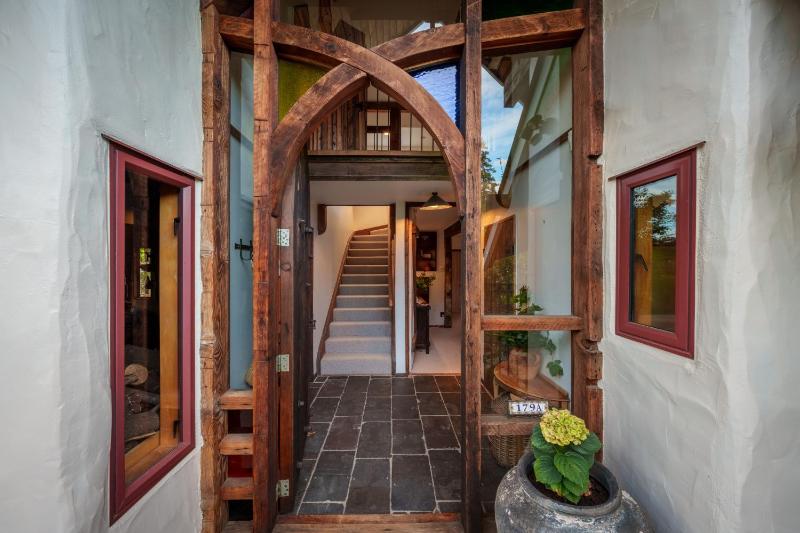 Stone Street Cottage by Sothebys Luxury Rental Homes - image 15