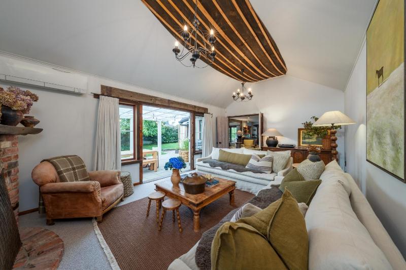 Stone Street Cottage by Sothebys Luxury Rental Homes - image 17